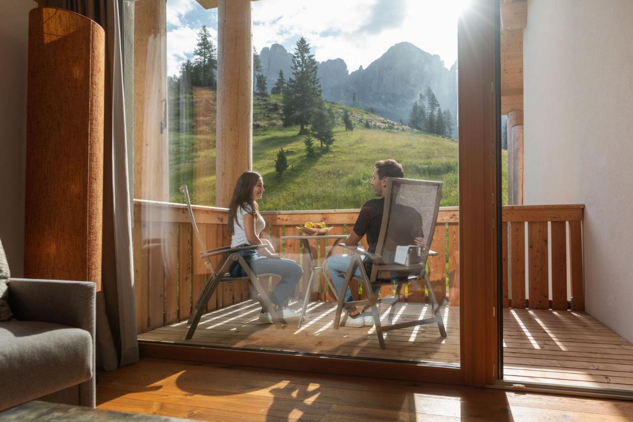 Moseralm Dolomiti Spa Resort Nova Levante Exteriör bild
