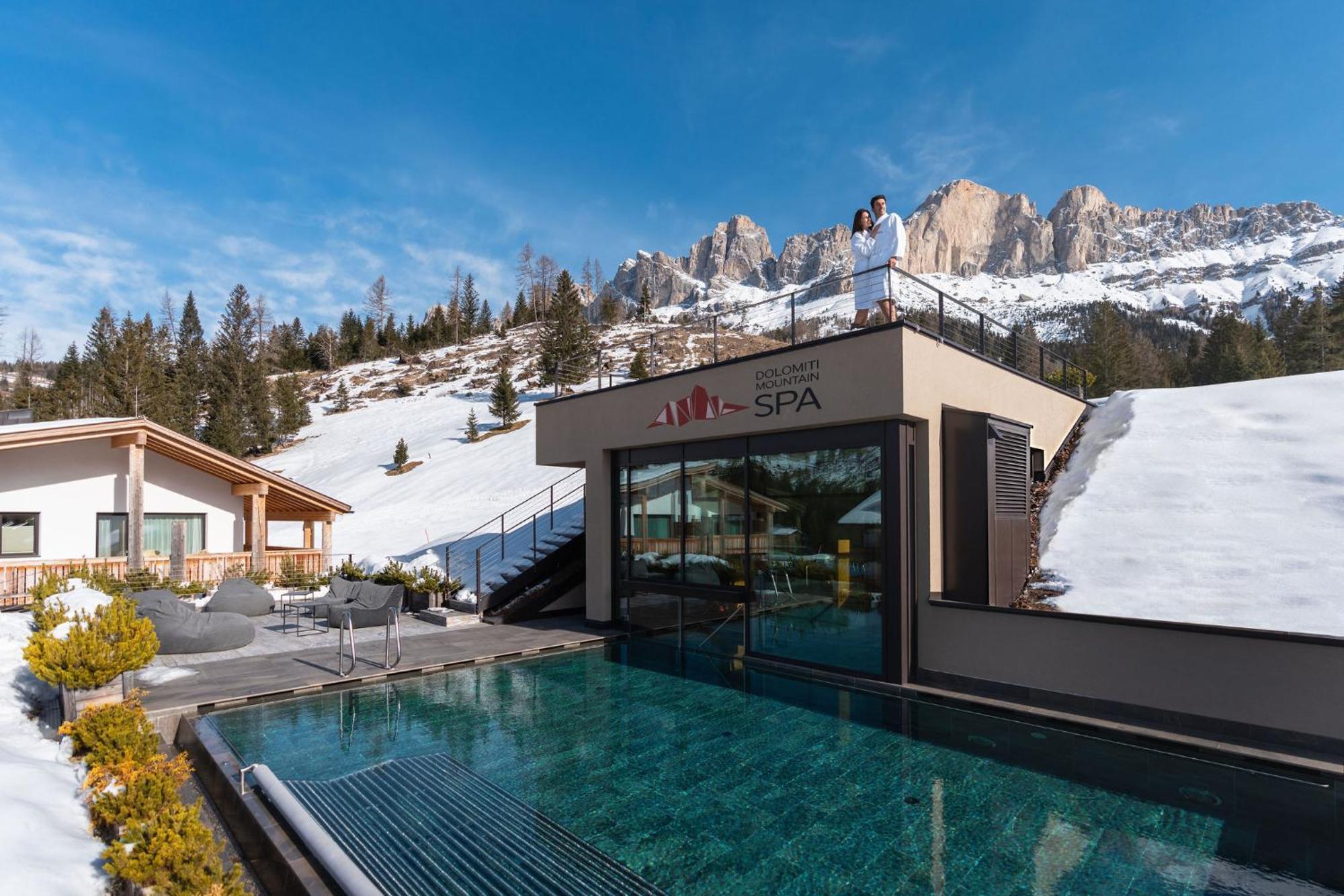 Moseralm Dolomiti Spa Resort Nova Levante Exteriör bild