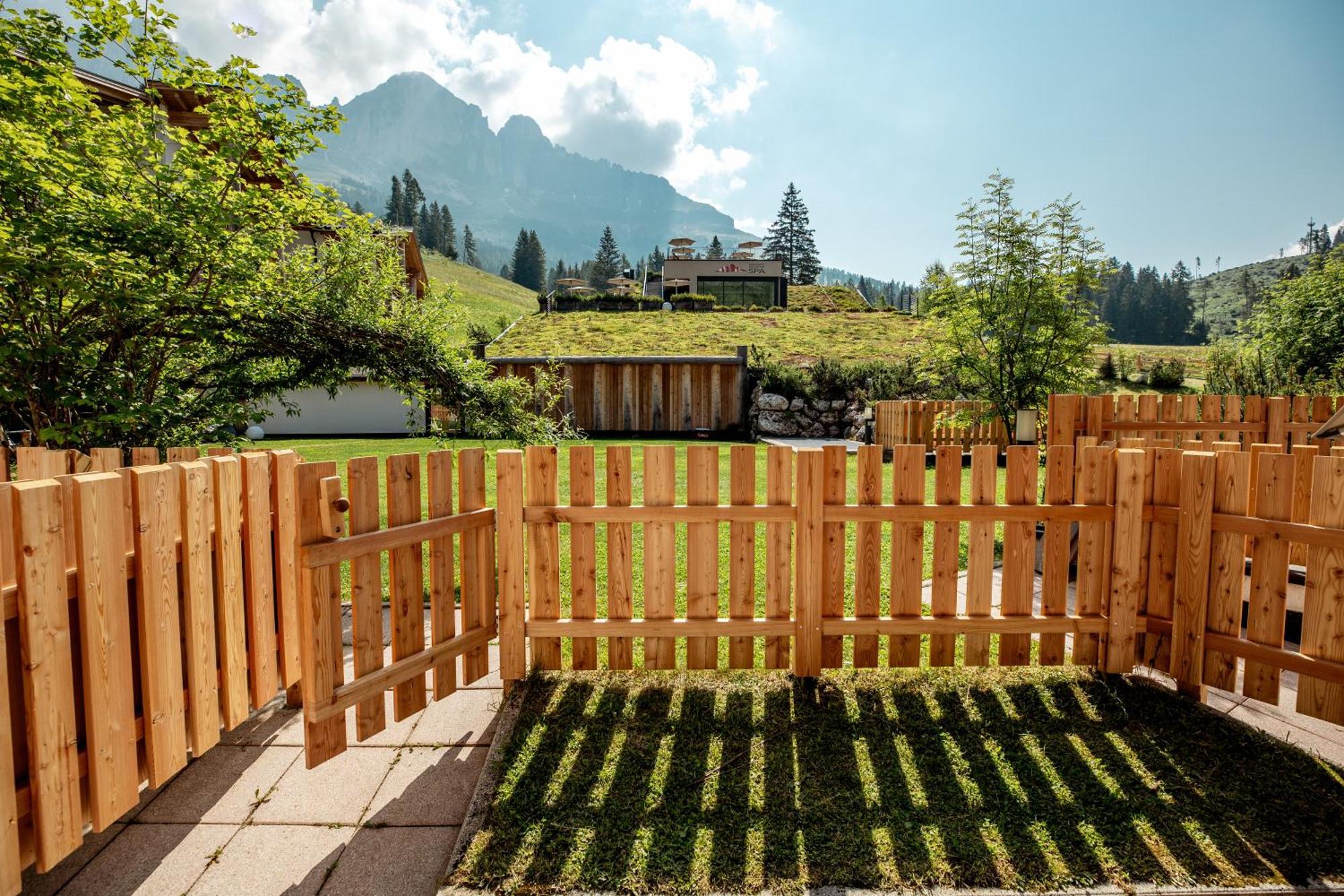 Moseralm Dolomiti Spa Resort Nova Levante Exteriör bild